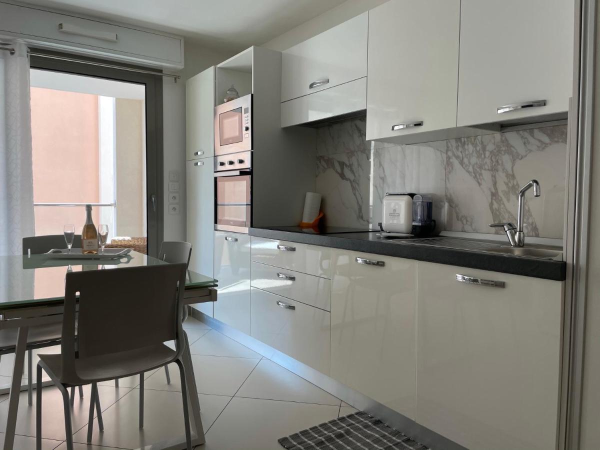 West Bay Apartment Menton Exterior photo